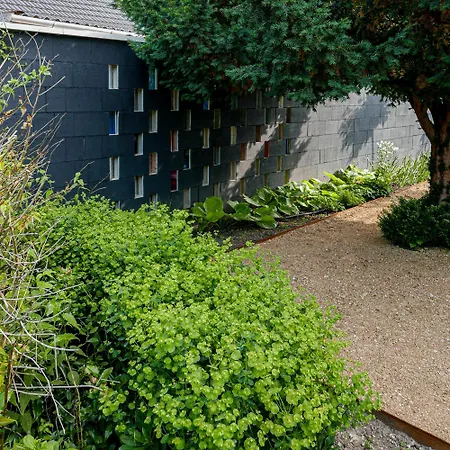 Bronz25 A Velencei-tonal 别墅